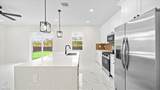 365 Perl St - Photo 5