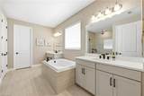 2094 Grove Dr - Photo 13