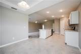 2910 57th St - Photo 4