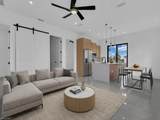 380 Cratsley Ave - Photo 3