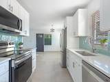 2836 Bayview Dr - Photo 4