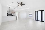 211 25th Ave - Photo 9