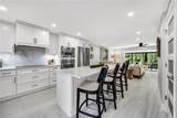 990 8th St - Photo 1