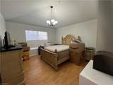 884 Hampton Cir - Photo 16