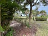 884 Hampton Cir - Photo 27