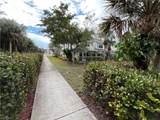 884 Hampton Cir - Photo 28