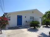 717 95th Ave - Photo 4