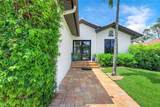 999 East Valley Dr - Photo 4