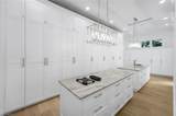 3136 Ravenna Ave - Photo 29