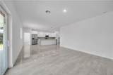 1142 Dutchess St - Photo 11