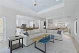 360 Carlton Pl - Photo 6