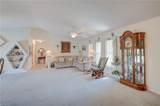 2401 Lakeview Dr - Photo 5