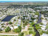 1229 Skyline Dr - Photo 2