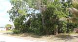 18205 Maple Rd - Photo 4