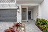 2555 Seychelles Dr - Photo 2