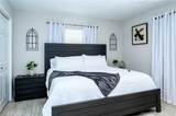 810 103rd Ave - Photo 12
