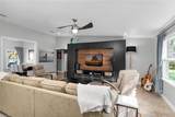 681 15th St - Photo 3