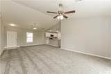2916 42nd St - Photo 3