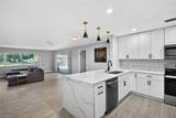 1688 Saint Clair Ave - Photo 10