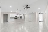 2619 23rd St - Photo 4