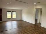 555 Palomino St - Photo 36