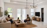 233 39th Ave - Photo 4