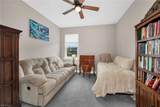 2078 Grove Dr - Photo 16