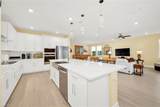 2078 Grove Dr - Photo 4