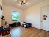 1702 Ludlow Rd - Photo 32