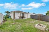 11563 Saunders Ave - Photo 17