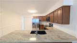 815 Victoria Dr - Photo 4