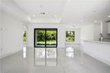 739 Fullerton Ave - Photo 13