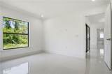 739 Fullerton Ave - Photo 25