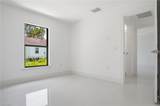 739 Fullerton Ave - Photo 35