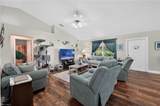 2206 24th Ter - Photo 3