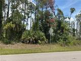 18040 Wintergarden Ave - Photo 4