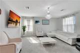 2122 Hamlin St - Photo 24