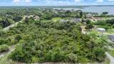 1910 Banana St - Photo 11
