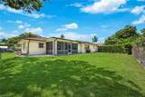 2530 10th St - Photo 2