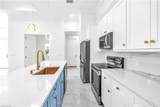 578 Woodview Dr - Photo 18