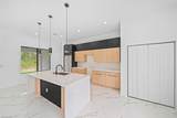 1110 Rush Ave - Photo 9