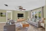 1802 Lakeview Blvd - Photo 4