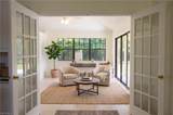 1905 6th St - Photo 3