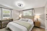 2160 Holiday Ln - Photo 13