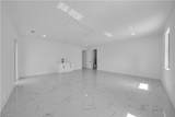 1003 Elgin St - Photo 33