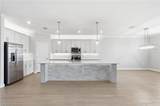 19502 Viewmont Way - Photo 9