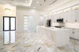 2504 52nd St - Photo 10