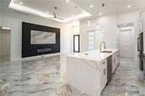 2504 52nd St - Photo 11