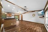 1111 Thompson Ave - Photo 4
