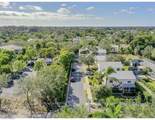 2810 Lakeview Dr - Photo 2